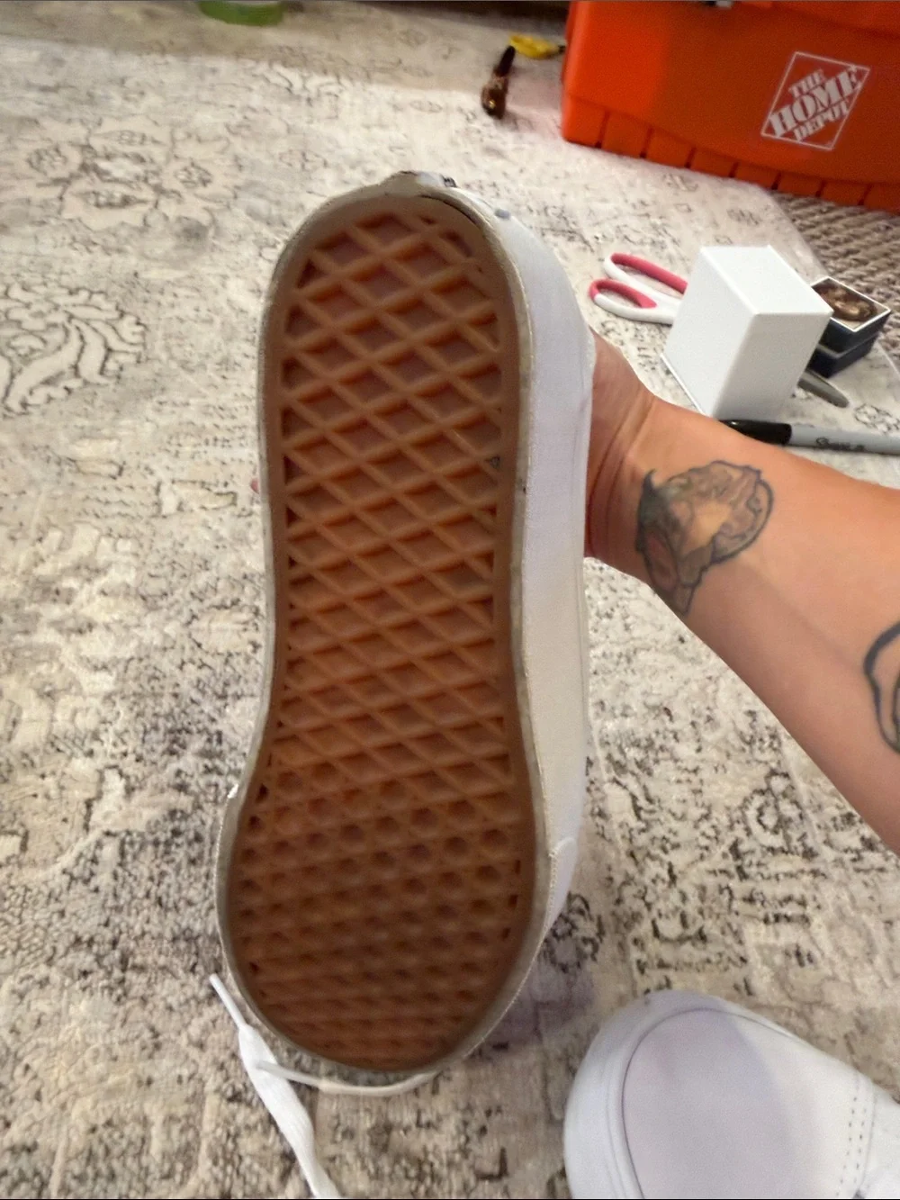 Vans Women's White Low-Top Canvas platform Sneakers size 7.5
